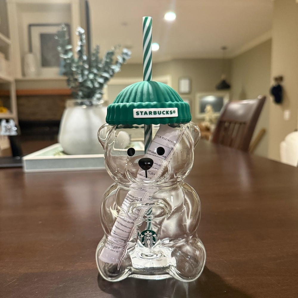 Starbucks Bearista Cup 2025 Holiday Edition